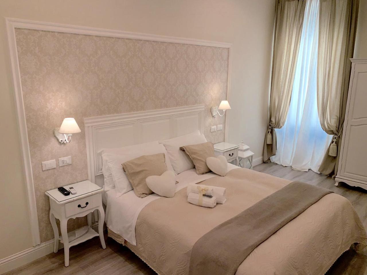 Charme & Chic Bed & Breakfast Рим Екстериор снимка