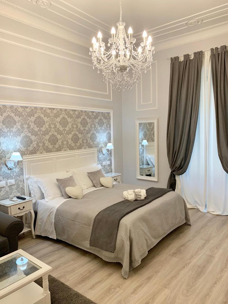 Charme & Chic Bed & Breakfast Рим Екстериор снимка
