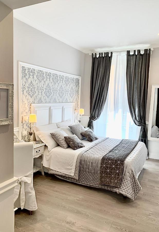 Charme & Chic Bed & Breakfast Рим Екстериор снимка
